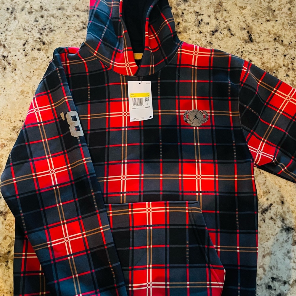 Jordan Men’s Essential Holiday Hoodie